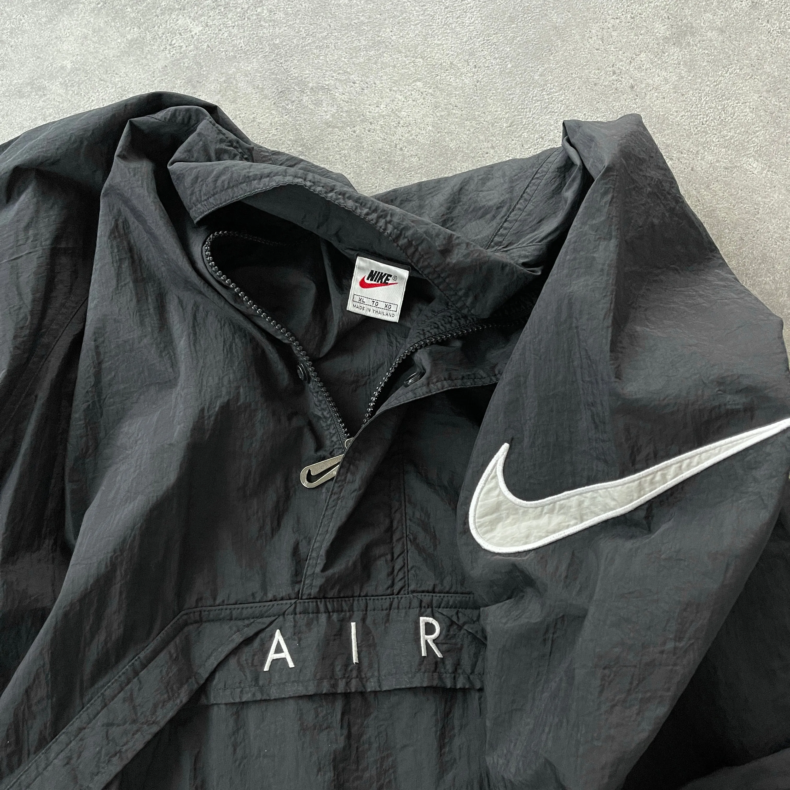 Nike Air 1990s lightweight embroidered shell jacket (XL)