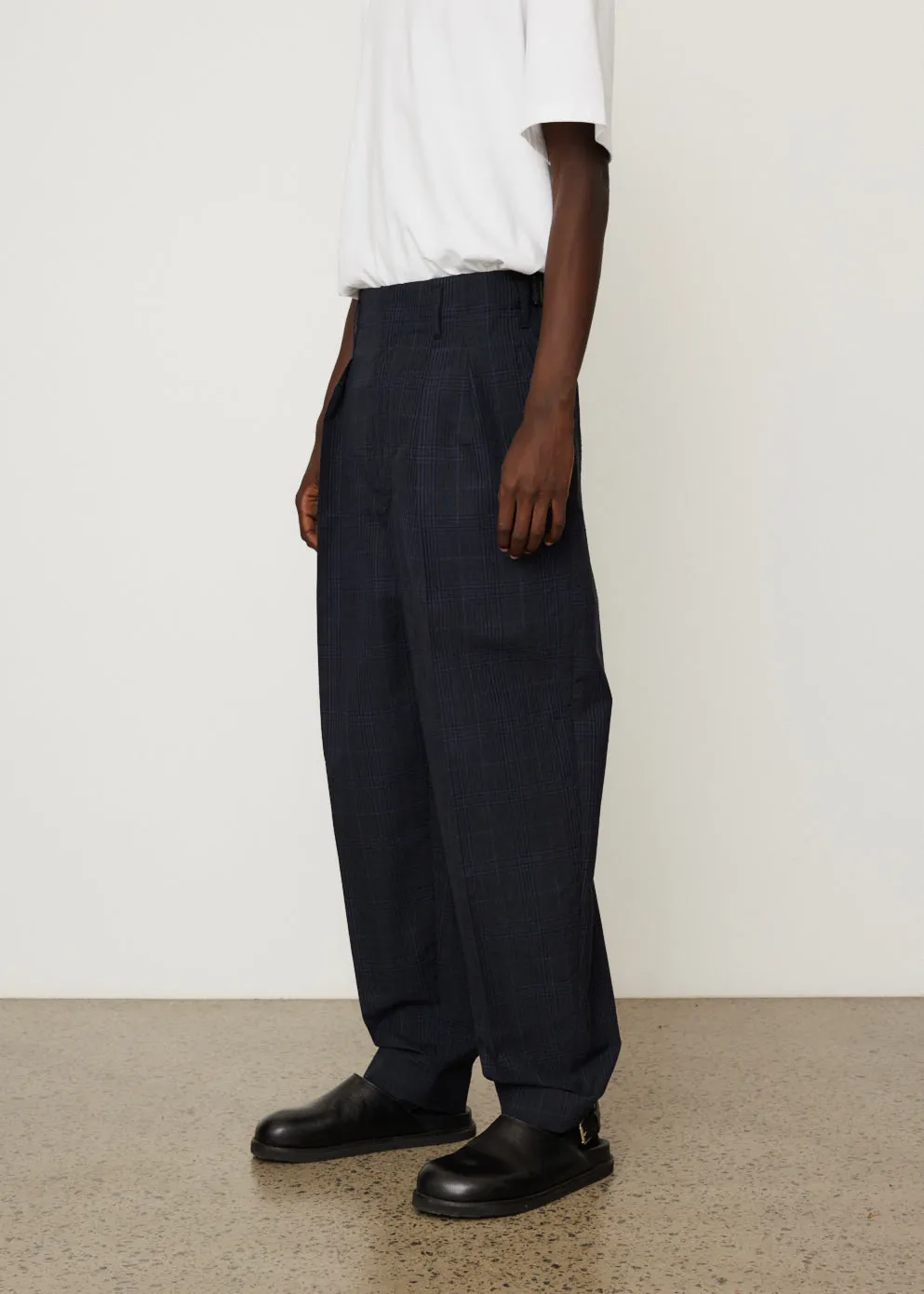 Pleated Tapered Pants